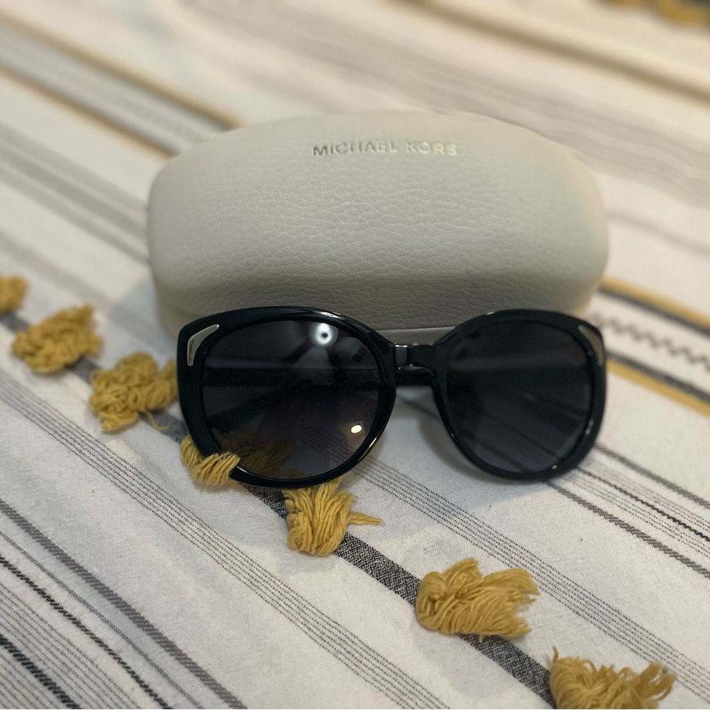 Cat eye Michael kors sunshades never worn